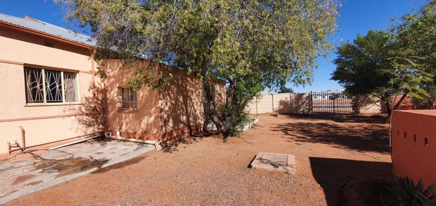 3 Bedroom Property for Sale in Upington Rural Northern Cape